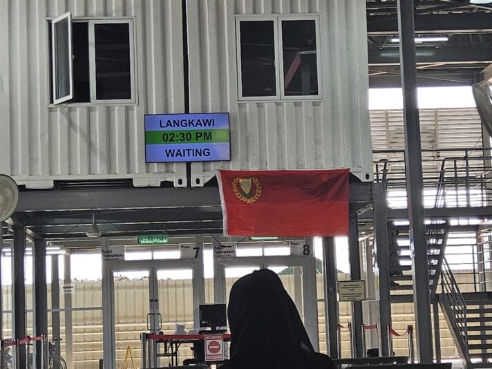 17520385868108489954191356959637