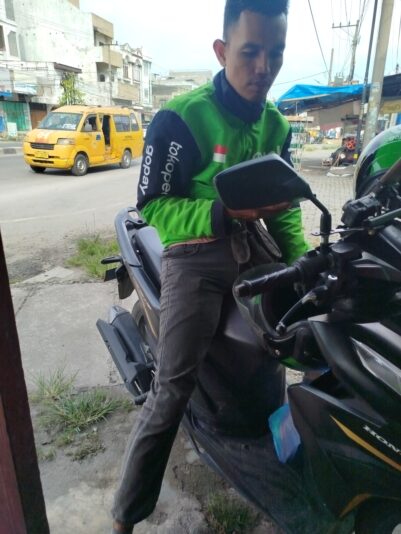 17554827280591823082461791889251