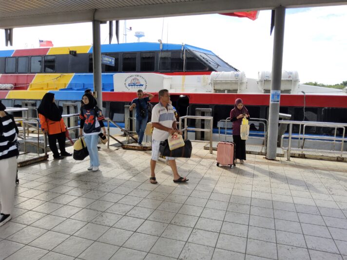 17485088494597657950377487472032