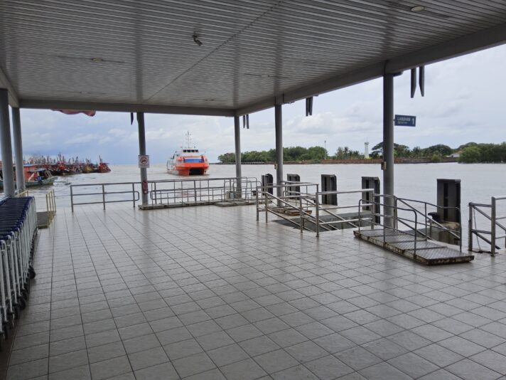 1749710694836594398511120744894